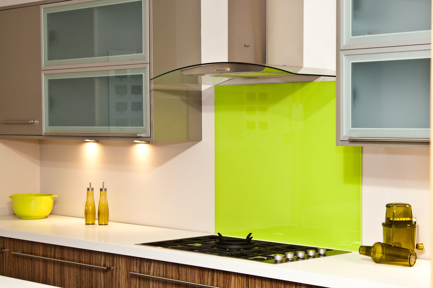 Coloured Glass – Sandown Racecourse